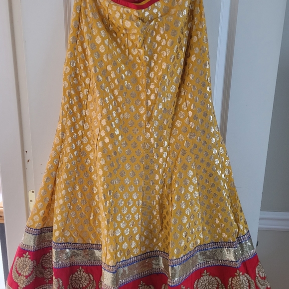Indian Lengha 3 piece - Picture 3 of 3